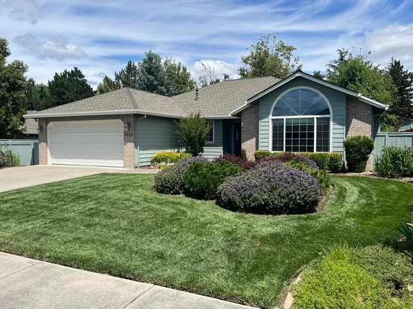 3543 Alderwood Dr, Medford, OR 97504
