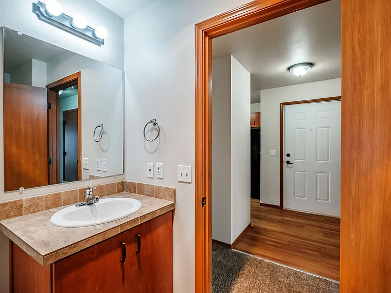 Aspen Place Apartments — Photo 106