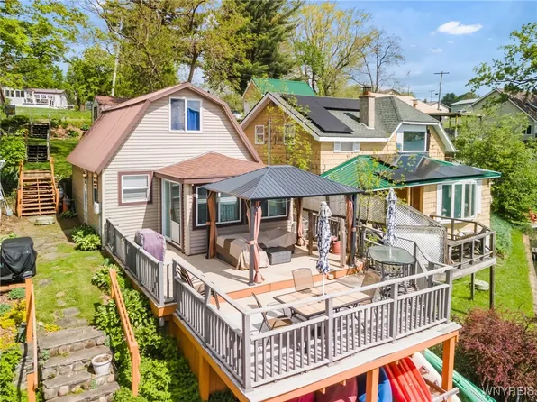 329 Lakeview Blvd, Machias, NY 14101