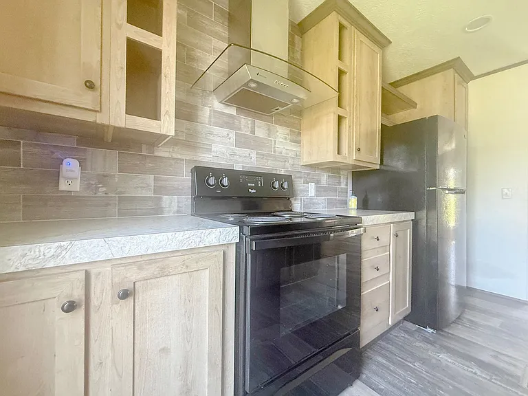 175 Oak Ln — Photo 14