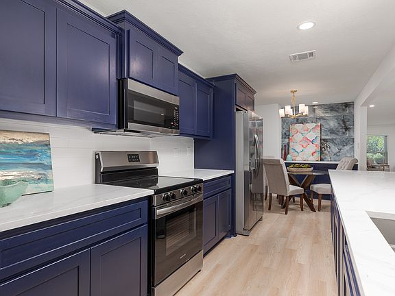 5th image of 4148 N Colony Blvd