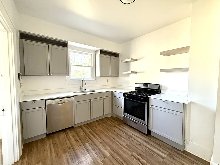 316 K St SW — Photo 3