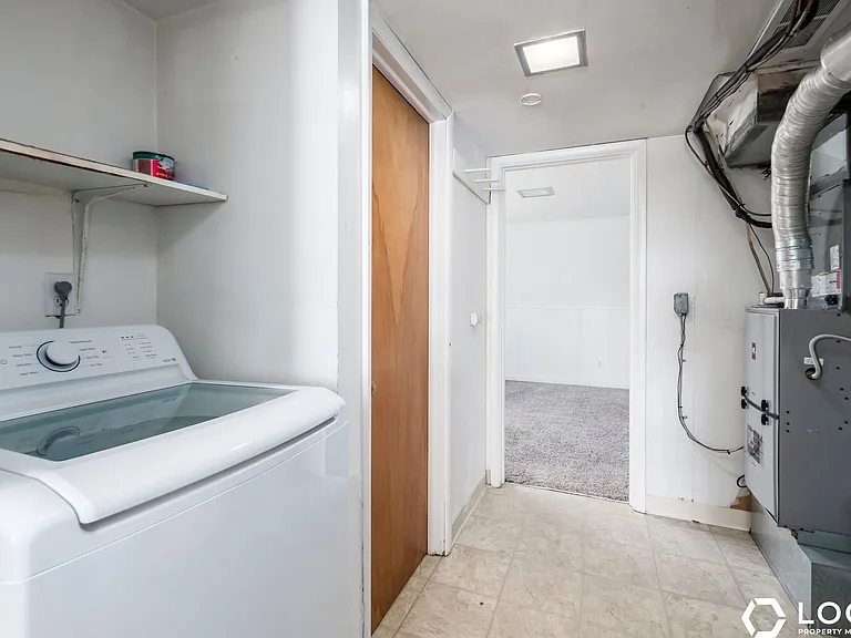 1180 E 560 N — Photo 12