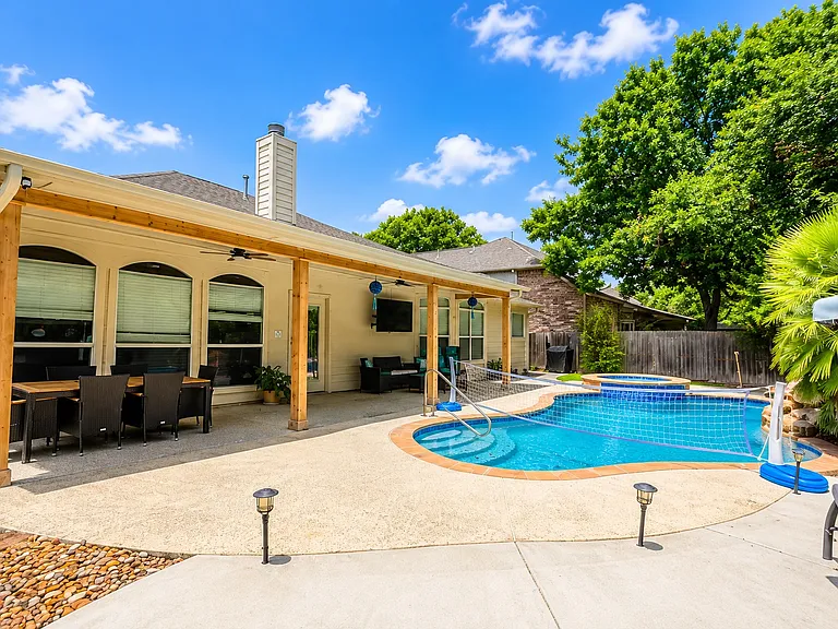 4504 Cascade Dr — Photo 12