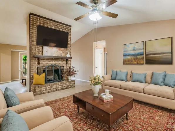 4530 Laborde Ln, Pensacola, FL 32514