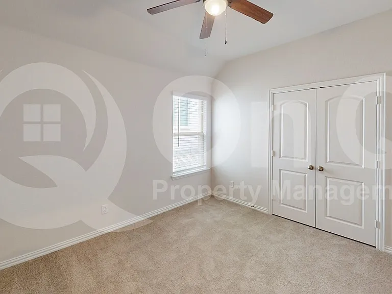 1004 Coppersmith Way — Photo 11