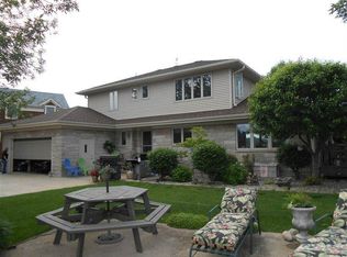 1 Elm Pl, Laporte, IN 46350