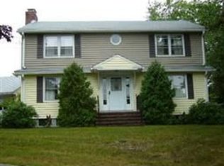 297 Parker Rd, Lancaster, MA 01523