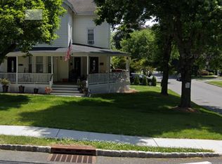 217 Greenwood Ave APT 2, Madison, NJ 07940
