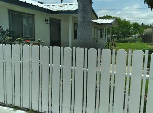 Weaver 950 A-B (Claus), Corpus Christi, TX 78418