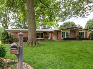 432 Coronado Dr, Ballwin, MO