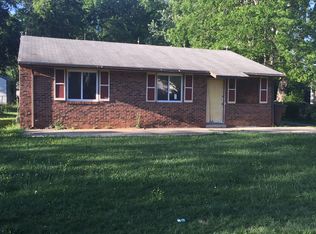 2303 Ponderosa Dr, Greensboro, NC 27406