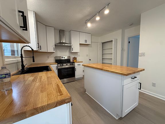 5th image of 339 Kingswood Dr
