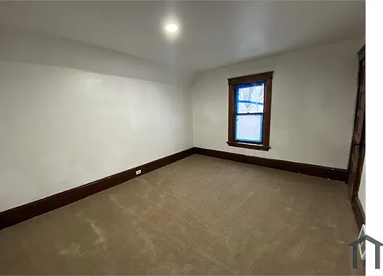 3052 W 51st St — Photo 2