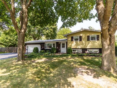 15534 W Idlewood Ln, Libertyville, IL, 60048