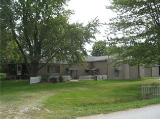 1911 Brandeberry Rd, Fostoria, OH 44830