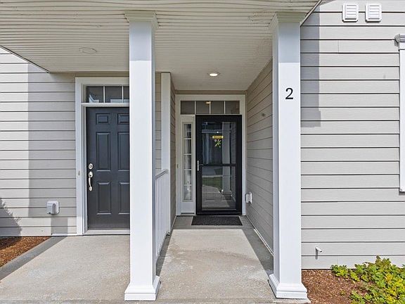3rd image of 127 Holland Lane #2