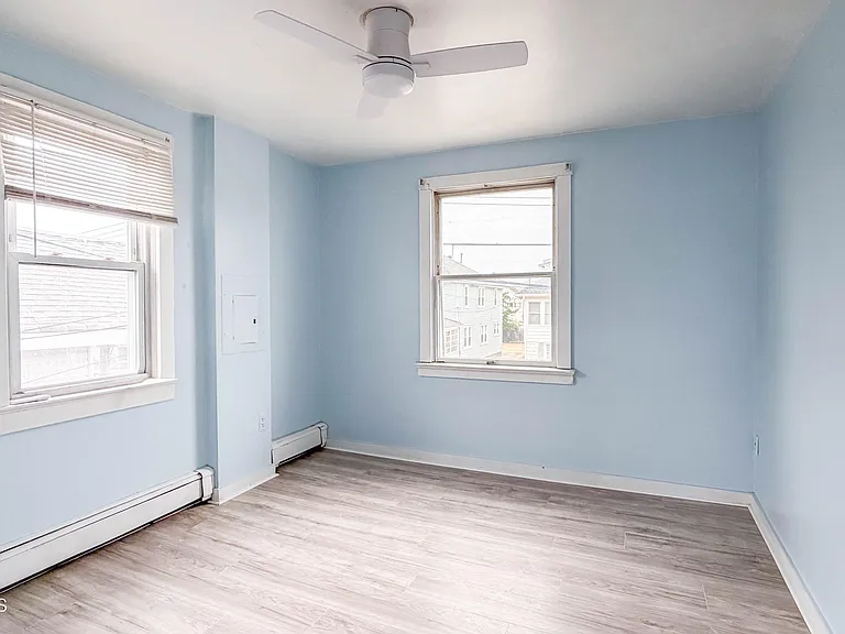 13 Decatur Ave #B — Photo 42