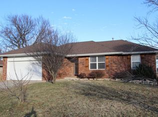 3278 S Palisades Dr, Springfield, MO 65807
