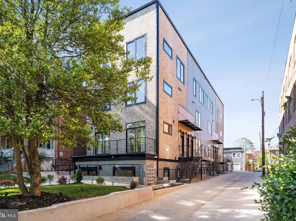 1307 Longfellow St NW #3, Washington, DC 20011