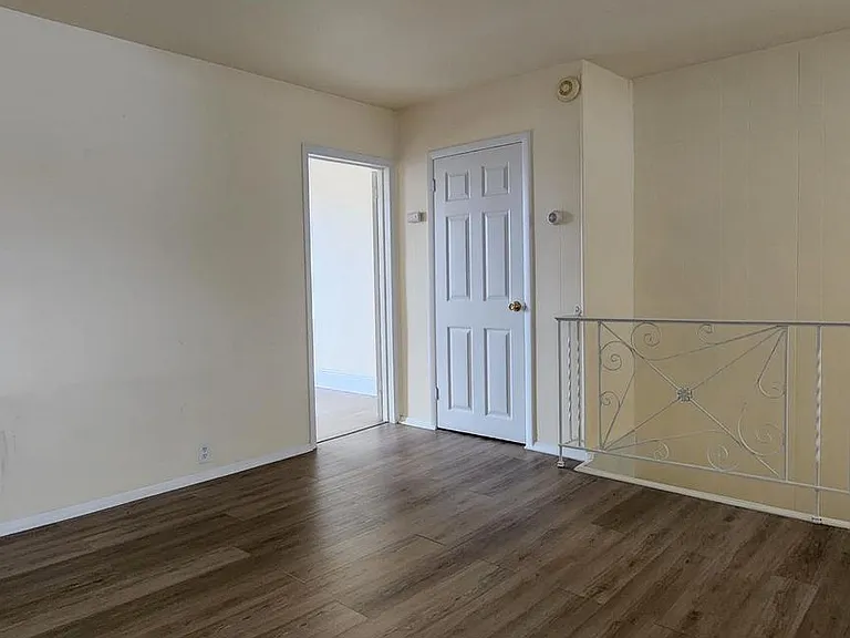 1325 McKean St #2 — Photo 17