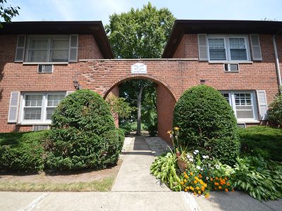 48A Lakeside Dr, Millburn, NJ, 07041