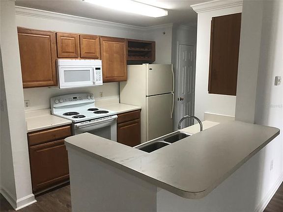 3rd image of 18289 Bridle Club Dr #18289
