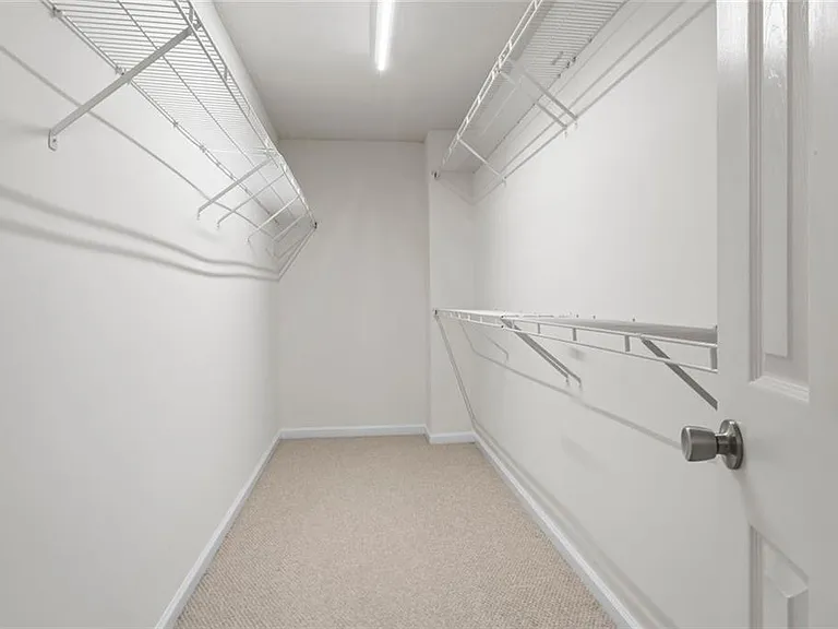 110 Quarrington Ct — Photo 18