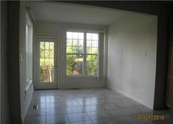 5th image of 6716 Sycamore Park Dr