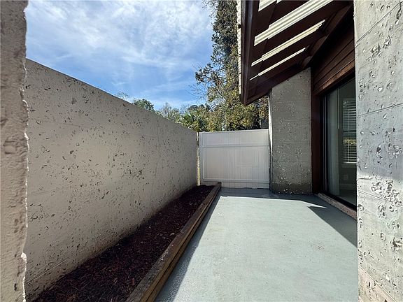 3rd image of 105 Cypress Mill Ct