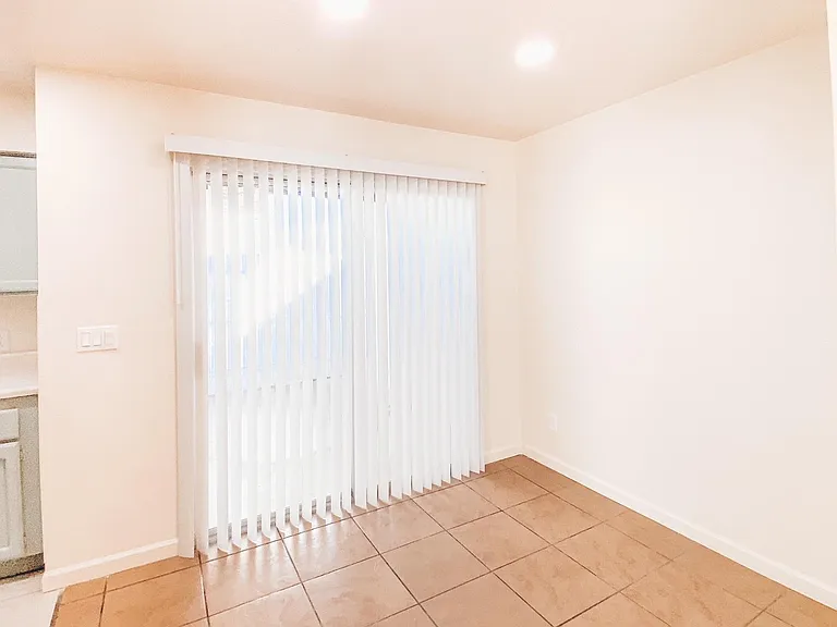 4215 Calle Barona #B — Photo 10