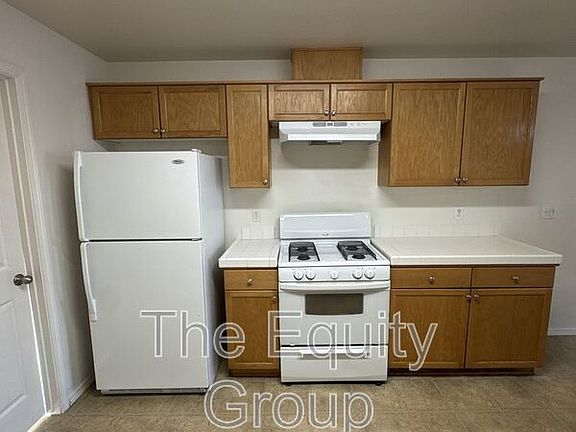 4th image of 4203 W Walnut Ave Ste C