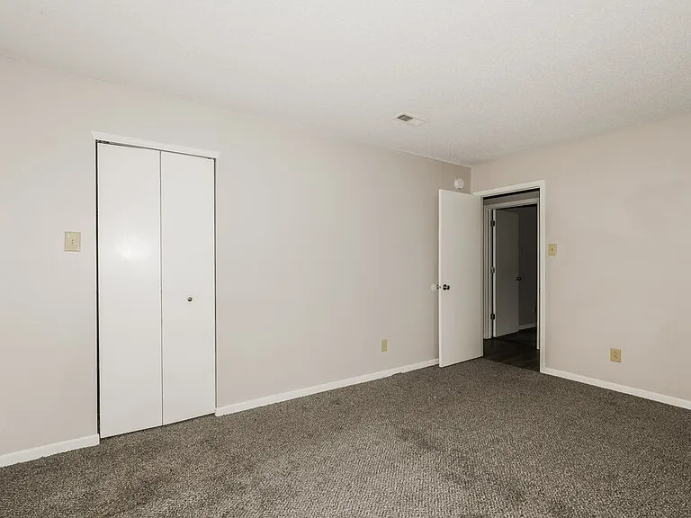 9205 Middlebury Way — Photo 14