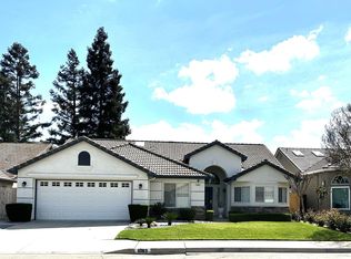 1683 E Plymouth Way, Fresno, CA