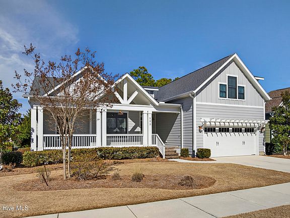 2nd image of 105 Helmsman Drive