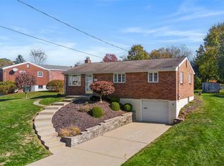 102 Valleyvale Dr, Pittsburgh, PA 15209
