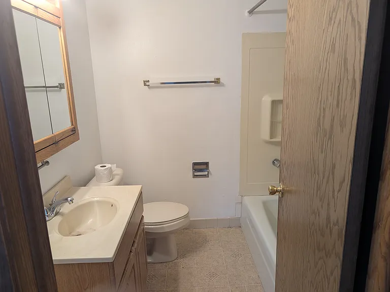 10203 W Hampton Ave — Photo 3