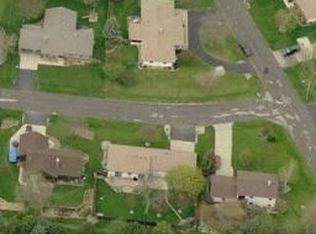 4725 W Bluebell Ln, Appleton, WI 54914