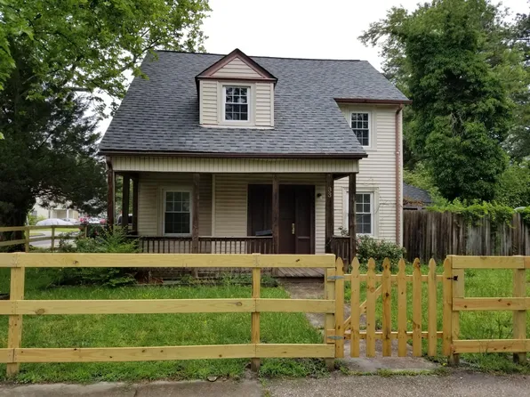 33 Channing Ave, Portsmouth, VA 23702