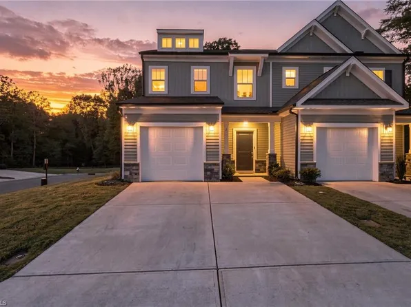 1 Naima Ln, Greensboro, NC 27455