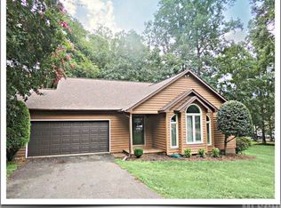 1270 Canseco Ln, Hickory, NC 28602