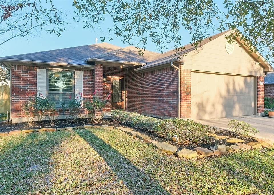 1st image of 3423 Coldwater Canyon Ln