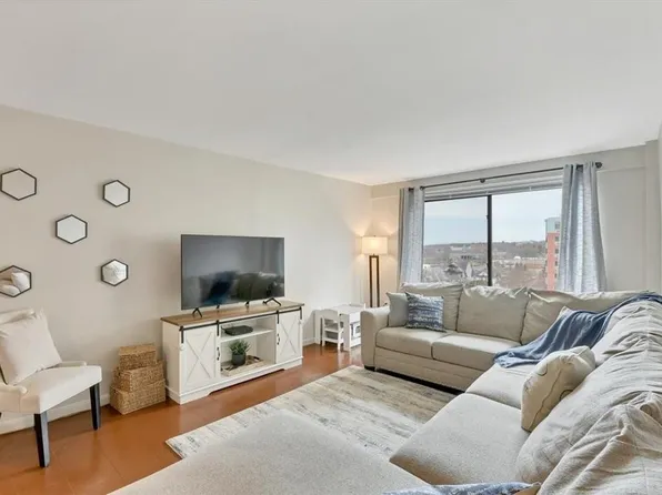 25 Lake Street #5B, White Plains, NY 10603