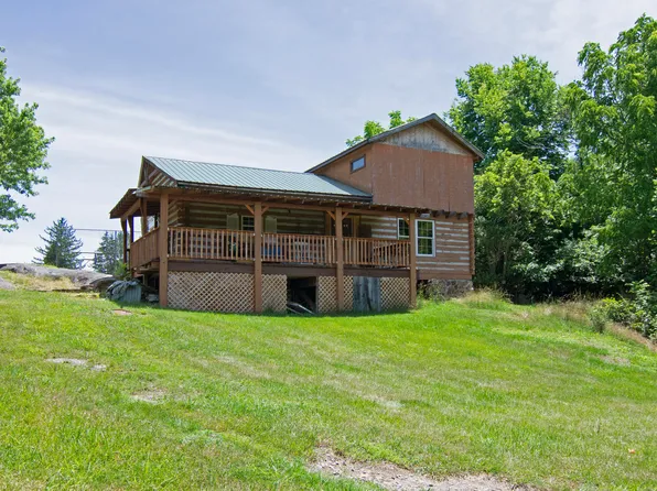 272 Mitchell Patterson St, Union, WV 24983