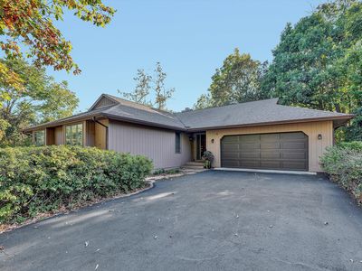 3318 One Oak Rd, Roanoke, VA, 24018
