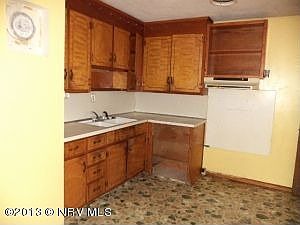 3rd image of 4765 Crosby Ln