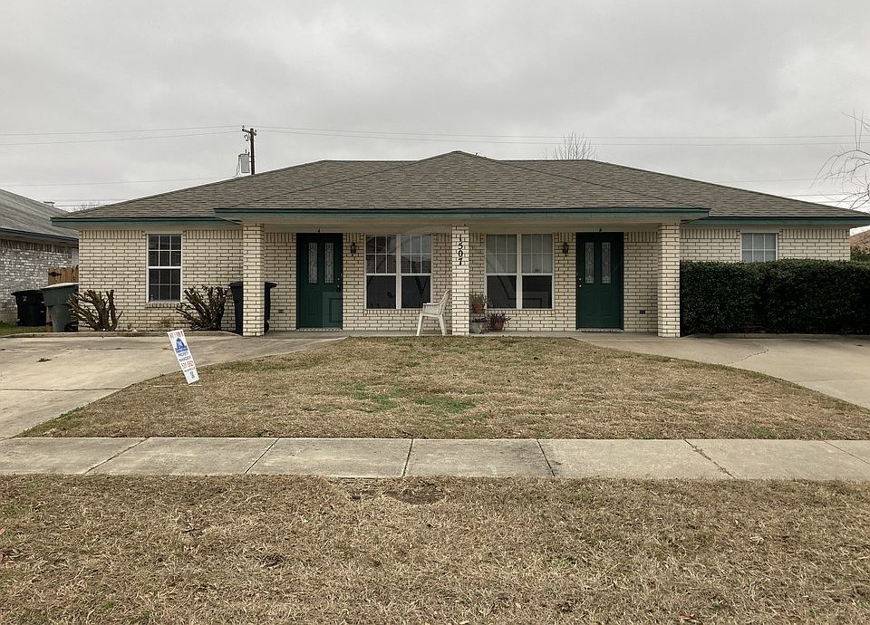 1st image of 1507 Windward Dr #A