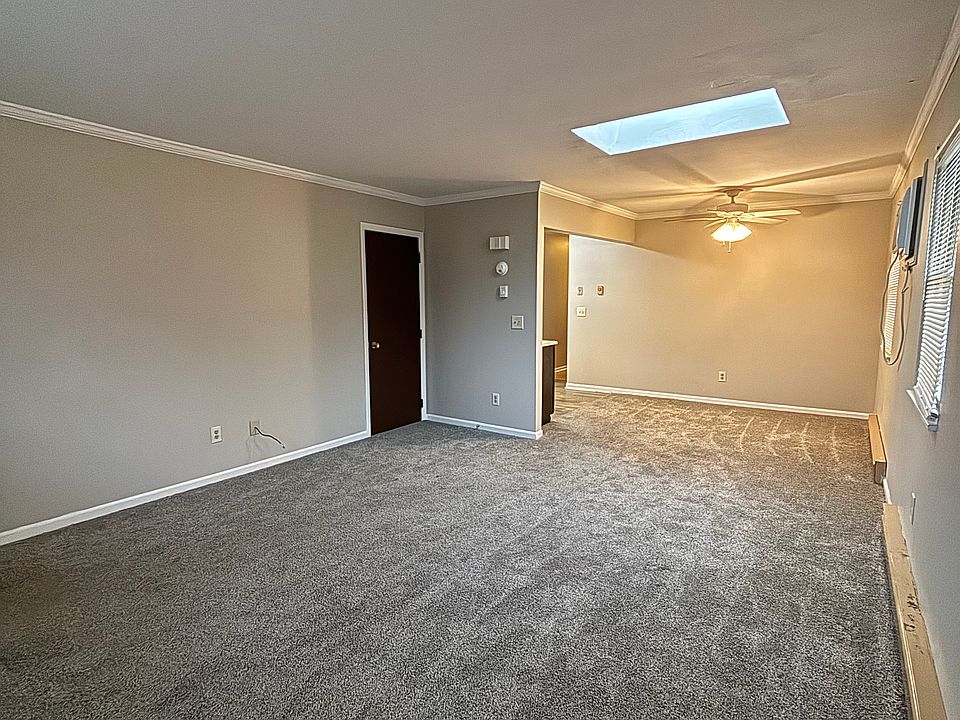 1st image of 4534 Elliot Ave APT 3