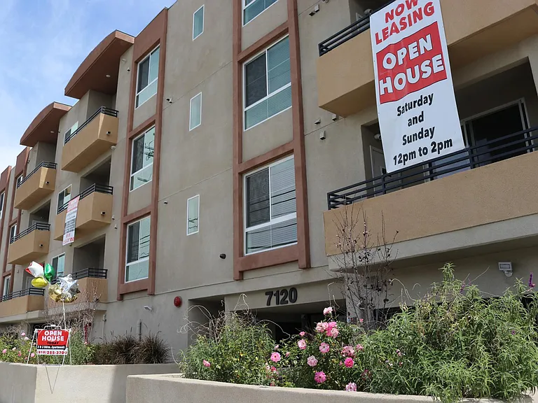 7120 Bellaire Ave #210 — Photo 11
