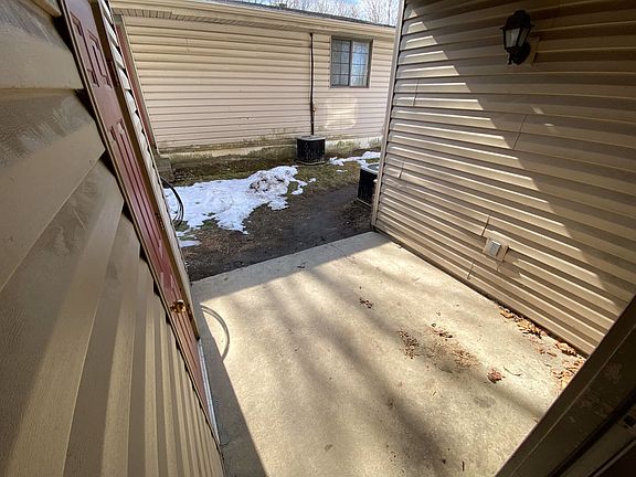 5th image of 1016 Holloway St APT 2